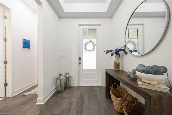 3323  Pilot  CIR, Naples, FL 34120