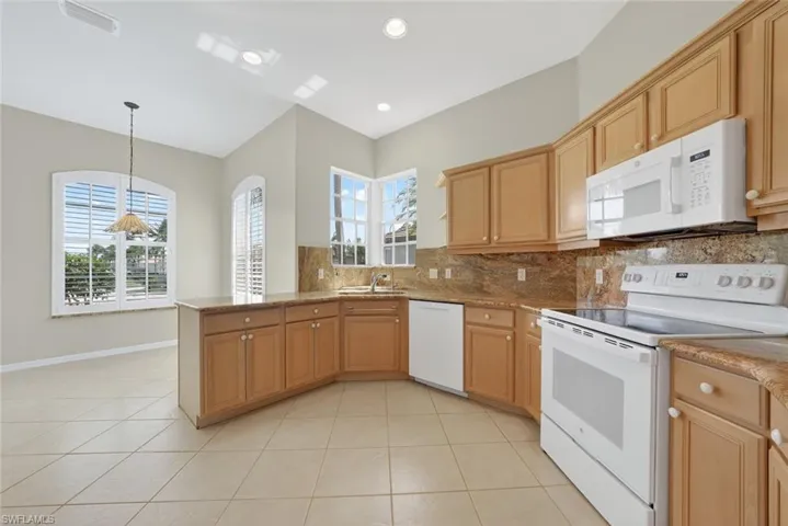 16404  Willowcrest  WAY, Fort Myers, FL 33908