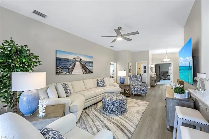 10061 Oakhurst WAY, Fort Myers, FL 33913,225022530