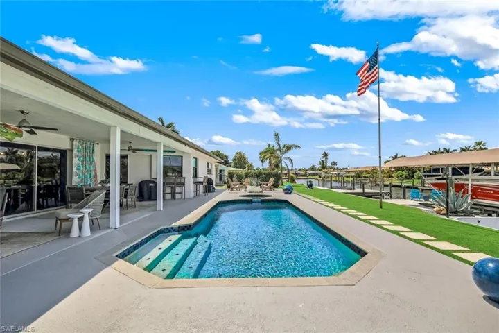 409 Tower Dr, Cape Coral, Florida 33904