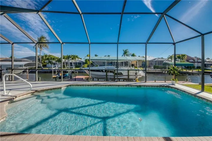 5219 Sw 11th Pl, Cape Coral, Florida 33914