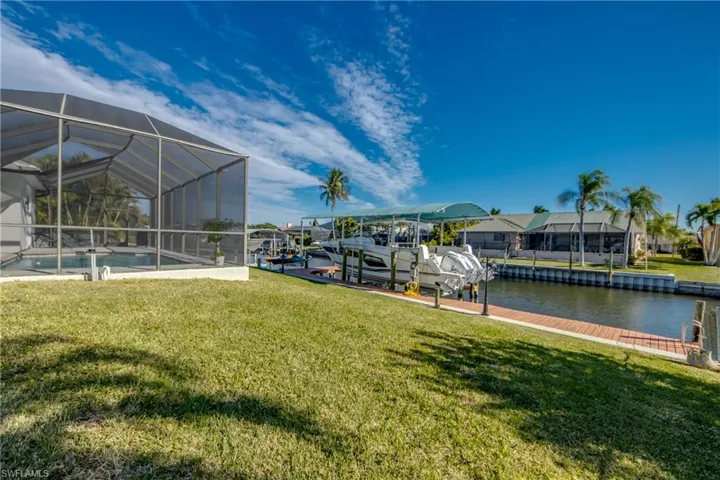 5219 Sw 11th Pl, Cape Coral, Florida 33914