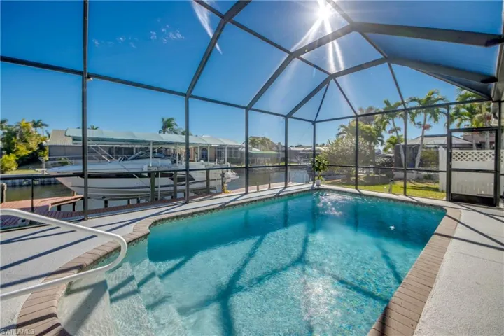 5219 Sw 11th Pl, Cape Coral, Florida 33914