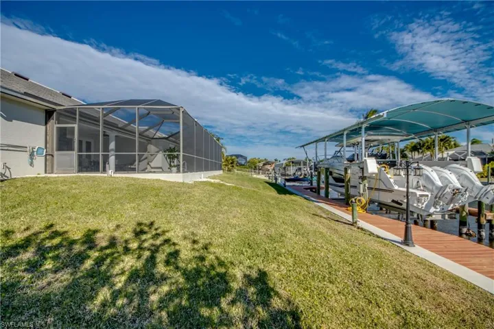 5219 Sw 11th Pl, Cape Coral, Florida 33914