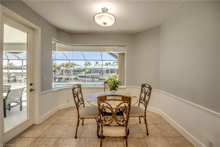 5219 Sw 11th Pl, Cape Coral, Florida 33914