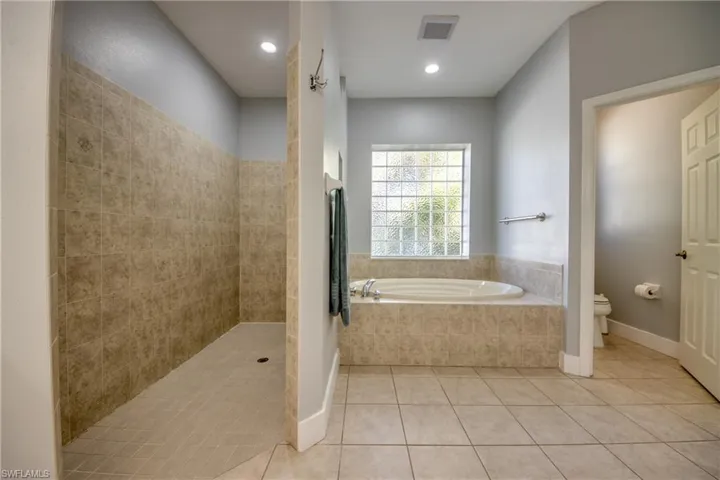 5219 Sw 11th Pl, Cape Coral, Florida 33914
