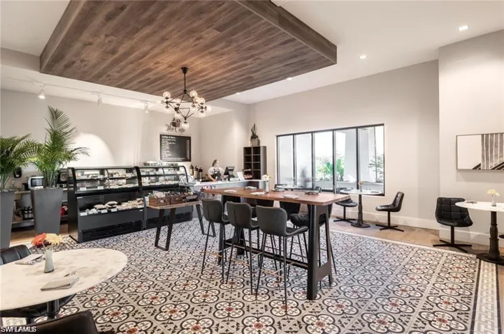 9646  Montelanico  LOOP, Naples, FL 34119