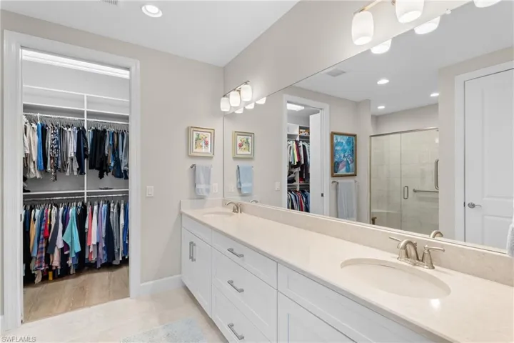 9646  Montelanico  LOOP, Naples, FL 34119