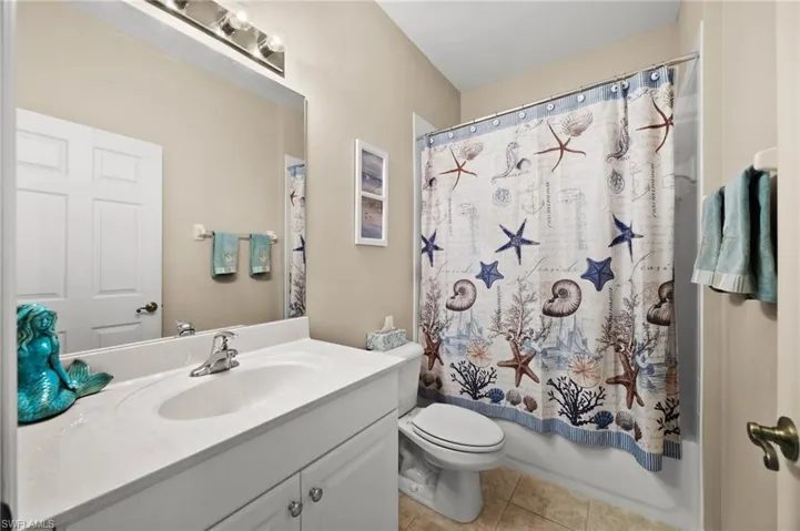 9201  Aviano  DR, Fort Myers, FL 33913