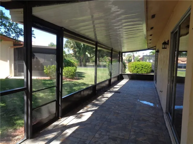 6429 Royal Woods Dr, Fort Myers, Florida 33908