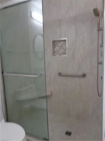 6429 Royal Woods Dr, Fort Myers, Florida 33908
