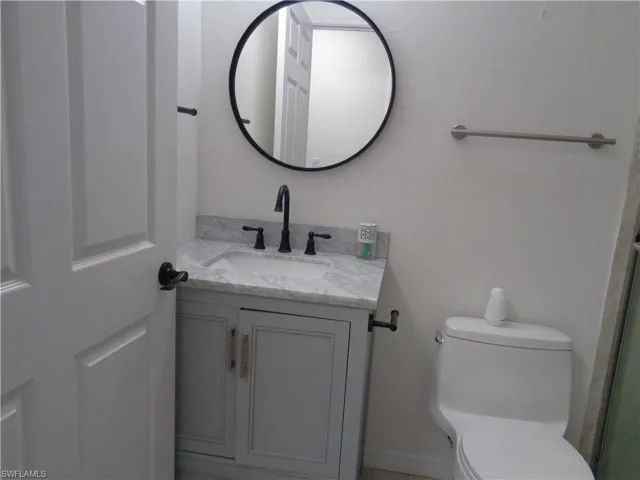 6429 Royal Woods Dr, Fort Myers, Florida 33908