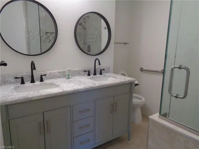 6429 Royal Woods Dr, Fort Myers, Florida 33908