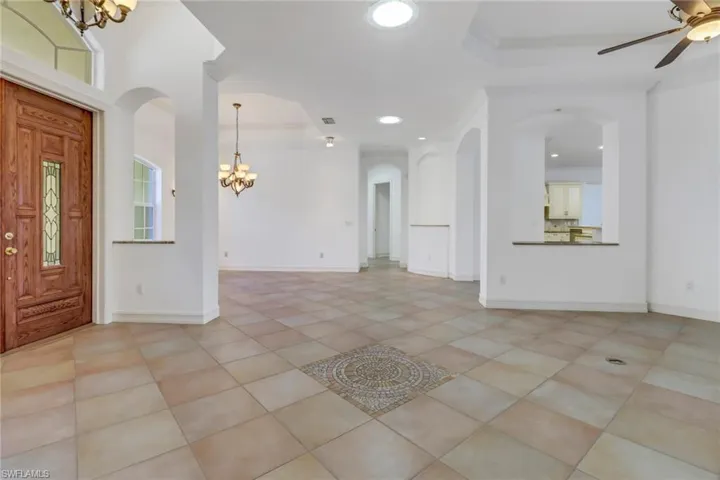Home features suntunnel skylights throughout for beautiful natural lighting