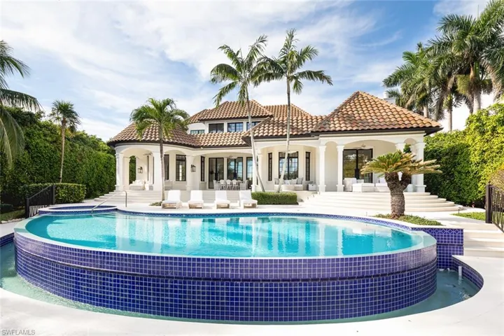 2595  Half Moon  WALK, Naples, FL 34102