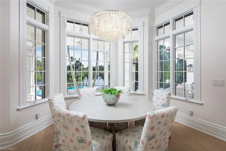 2595  Half Moon  WALK, Naples, FL 34102