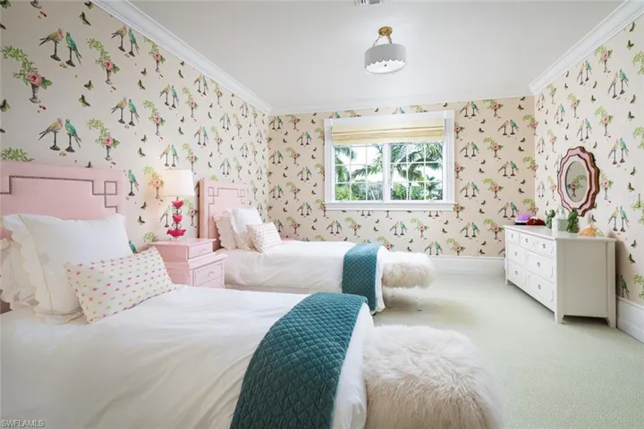 2595  Half Moon  WALK, Naples, FL 34102