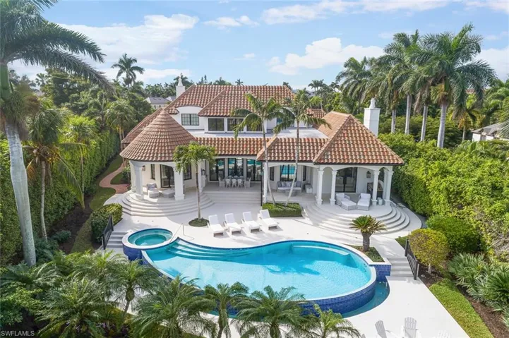 2595  Half Moon  WALK, Naples, FL 34102