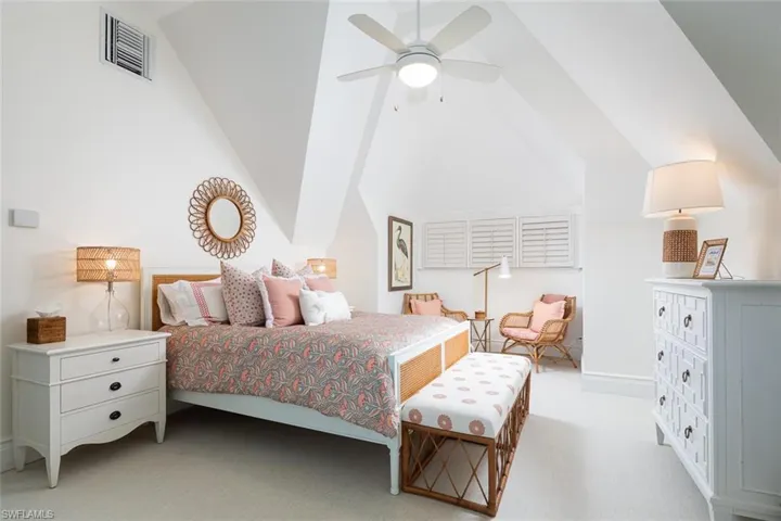 2595  Half Moon  WALK, Naples, FL 34102