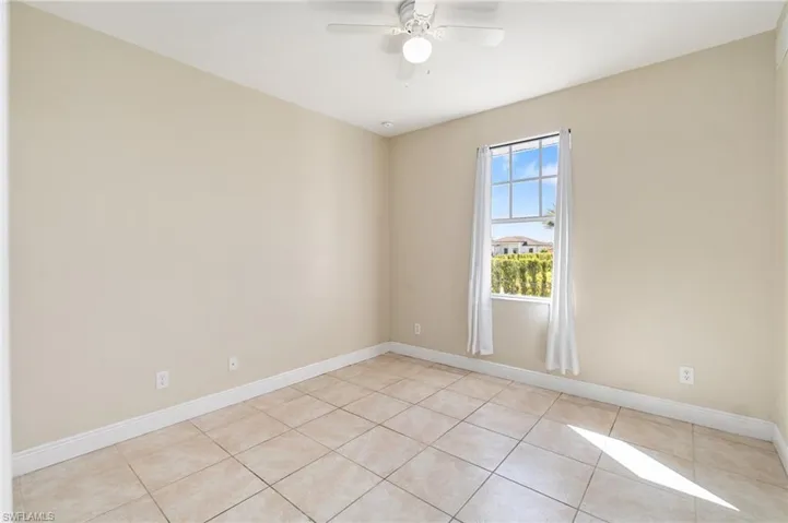 Guest bedroom 2.