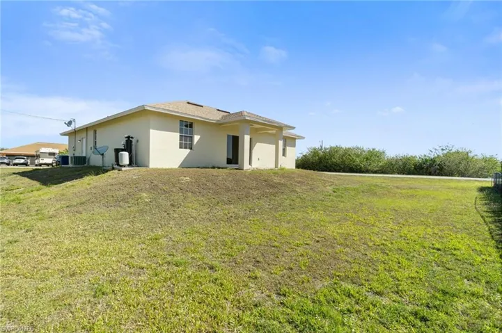 162 Peerless St, Lehigh Acres Fl 33974