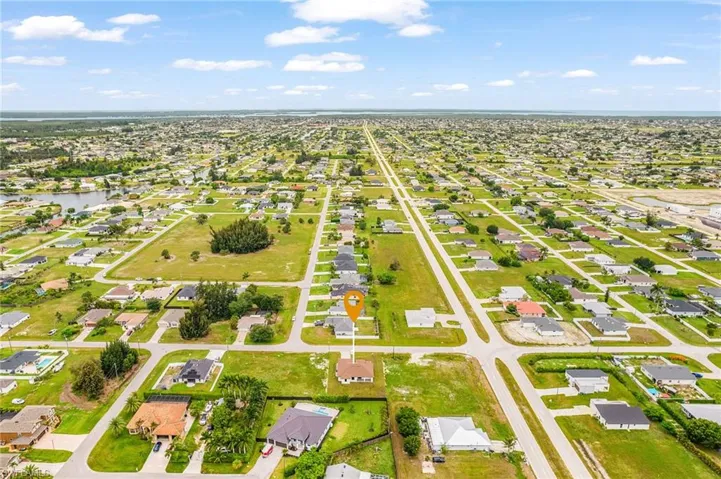 7 Sw 19th Pl, Cape Coral, Florida 33991