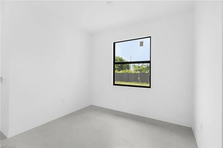 7 Sw 19th Pl, Cape Coral, Florida 33991