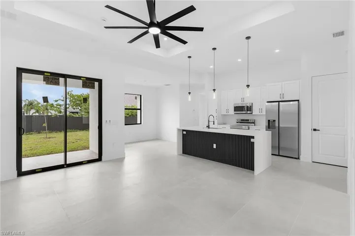 7 Sw 19th Pl, Cape Coral, Florida 33991