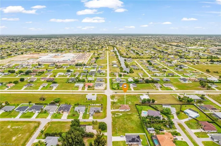7 Sw 19th Pl, Cape Coral, Florida 33991