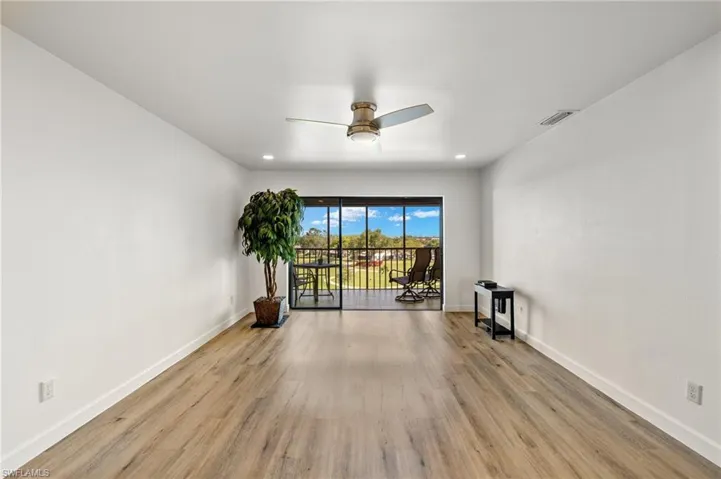 7402  Lake Breeze  DR, Fort Myers, FL 33907