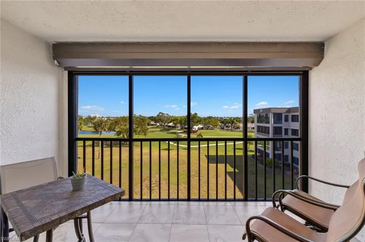 7402  Lake Breeze  DR, Fort Myers, FL 33907