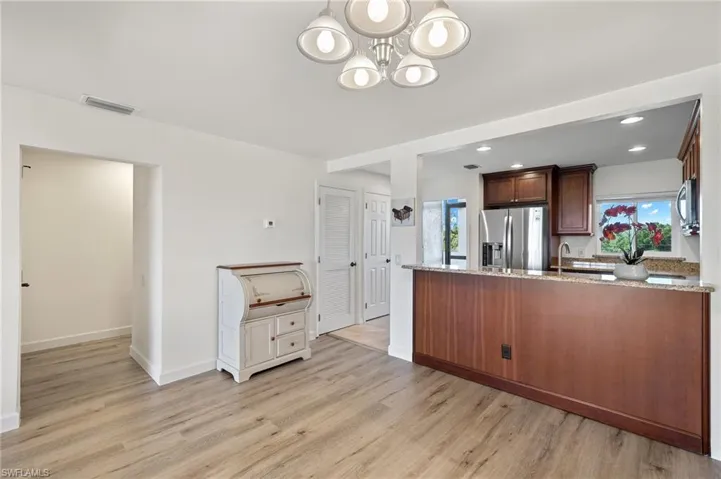 7402  Lake Breeze  DR, Fort Myers, FL 33907