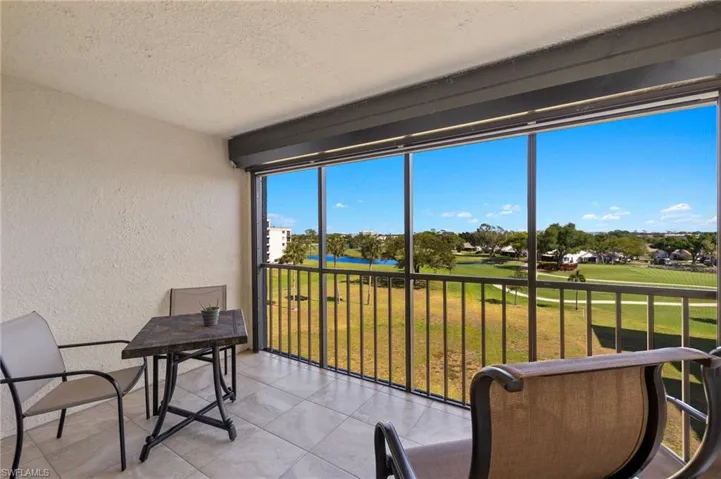 7402  Lake Breeze  DR, Fort Myers, FL 33907