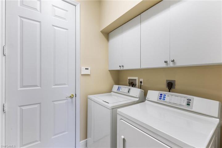 20398  Foxworth  CIR, Estero, FL 33928