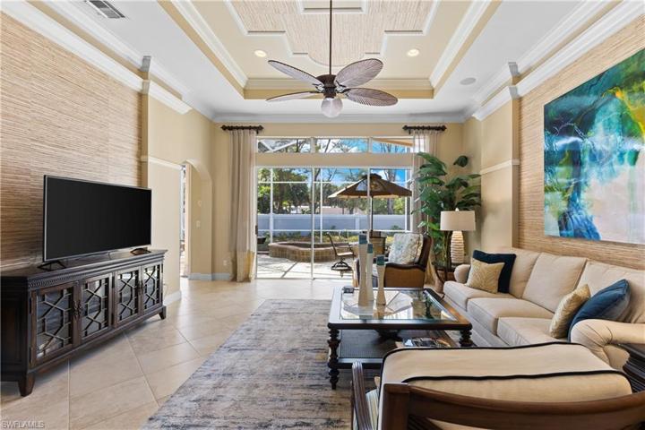 20398  Foxworth  CIR, Estero, FL 33928