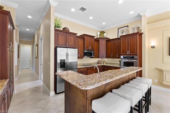 20398  Foxworth  CIR, Estero, FL 33928