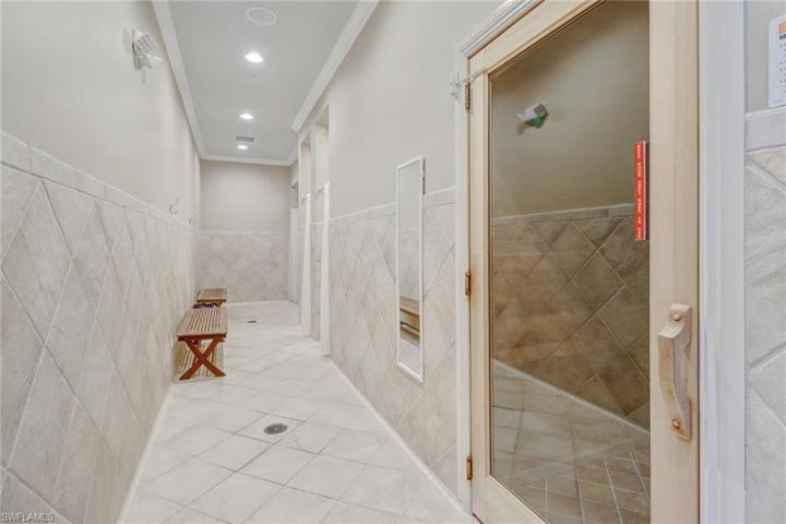 20398  Foxworth  CIR, Estero, FL 33928