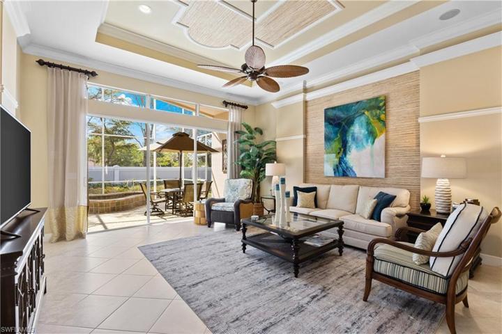 20398  Foxworth  CIR, Estero, FL 33928