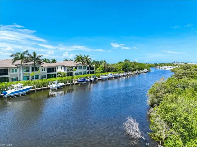 2958 Poplar St, Naples, Florida 34112