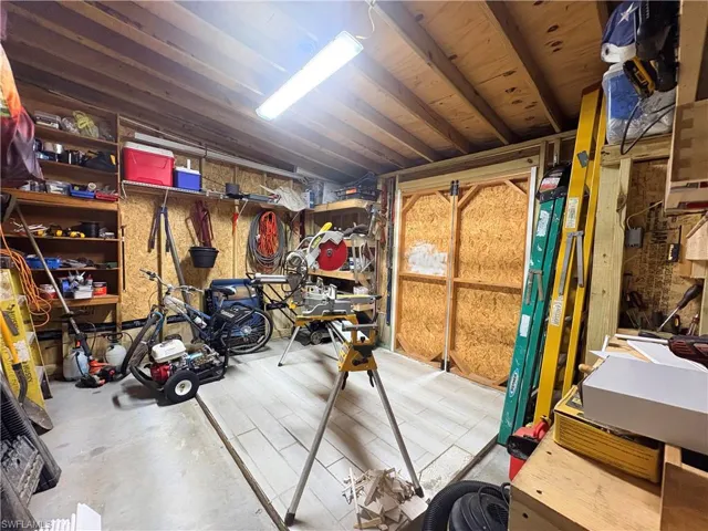 2781 Indianwood Dr, North Fort Myers, Florida 33917