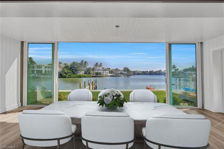Enjoy long views of Hurricane Habor!