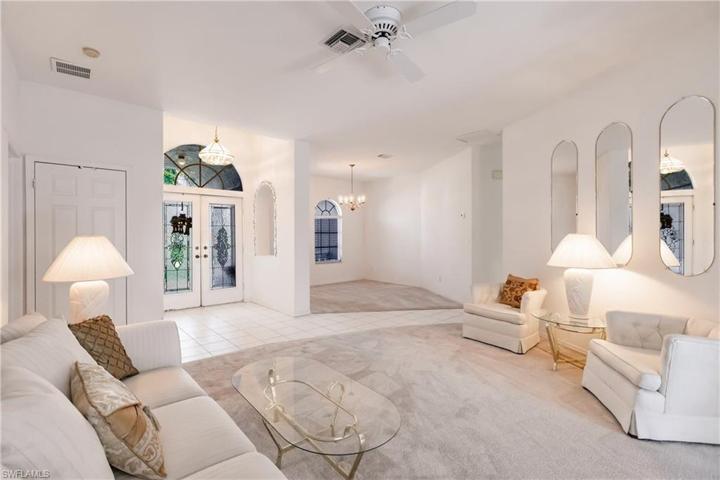 2518 SW 52nd LN, CAPE CORAL FL 33914