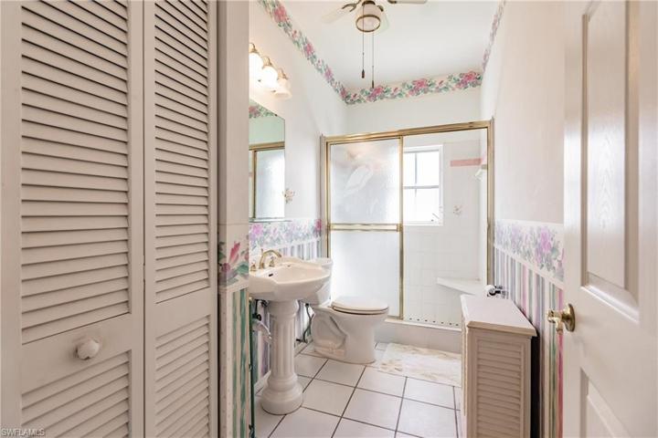2518 SW 52nd LN, CAPE CORAL FL 33914