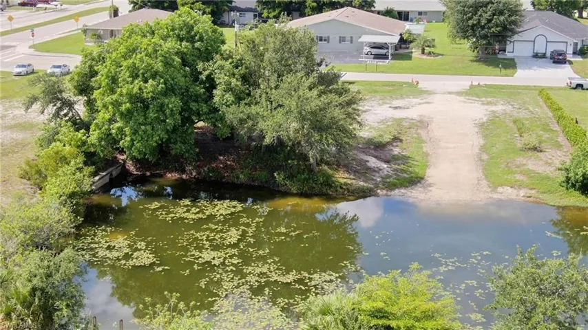 624 Se 13th St 1, Cape Coral, Florida 33990