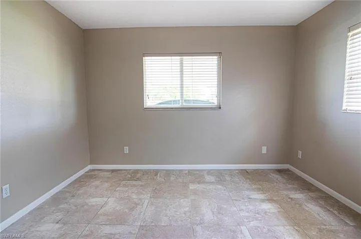 624 Se 13th St 1, Cape Coral, Florida 33990