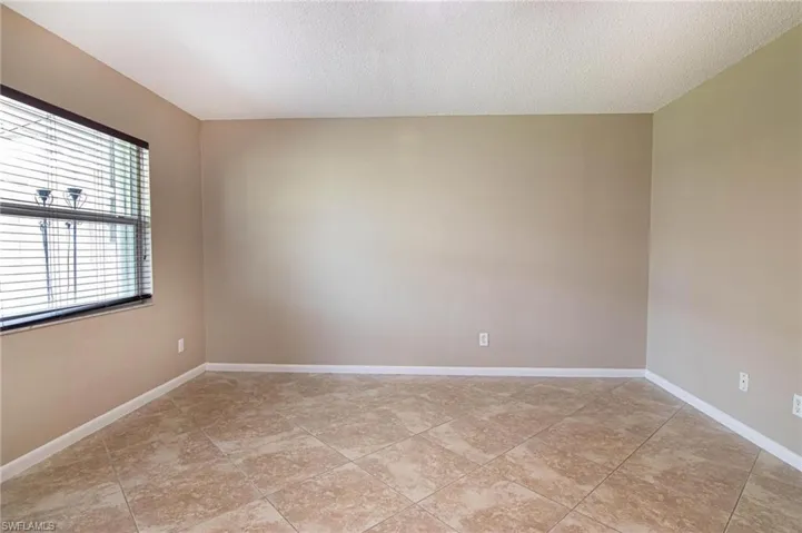 624 Se 13th St 1, Cape Coral, Florida 33990
