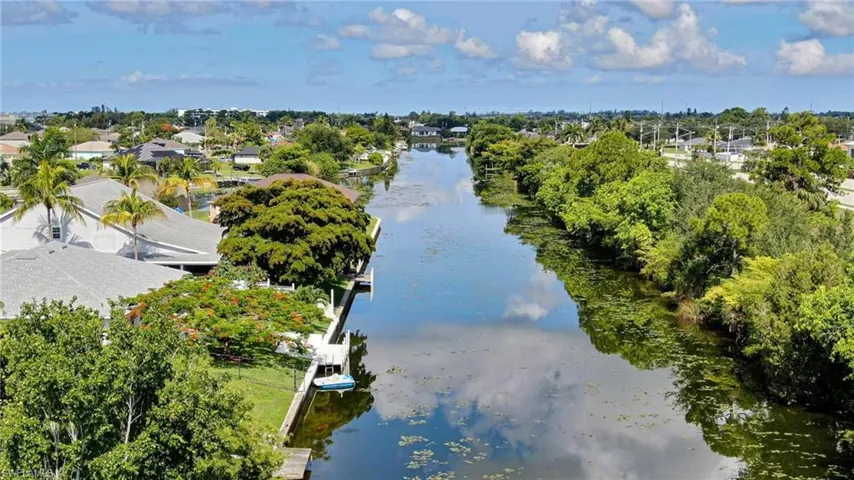 624 Se 13th St 1, Cape Coral, Florida 33990