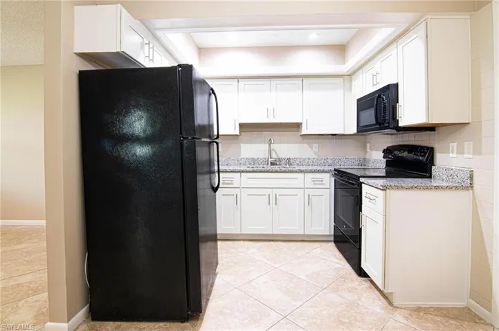 624 Se 13th St 1, Cape Coral, Florida 33990