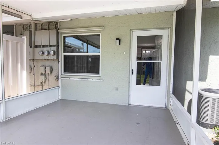 624 Se 13th St 1, Cape Coral, Florida 33990