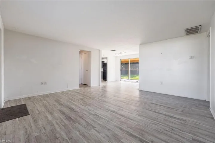 2526 Ivanhoe St, Port Charlotte, Florida 33952